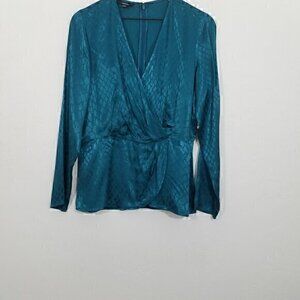 NWT Alfani Emerald Safari Long Sleeve Green Top Blouse Size M